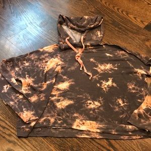 Super cool hooded long sleeve